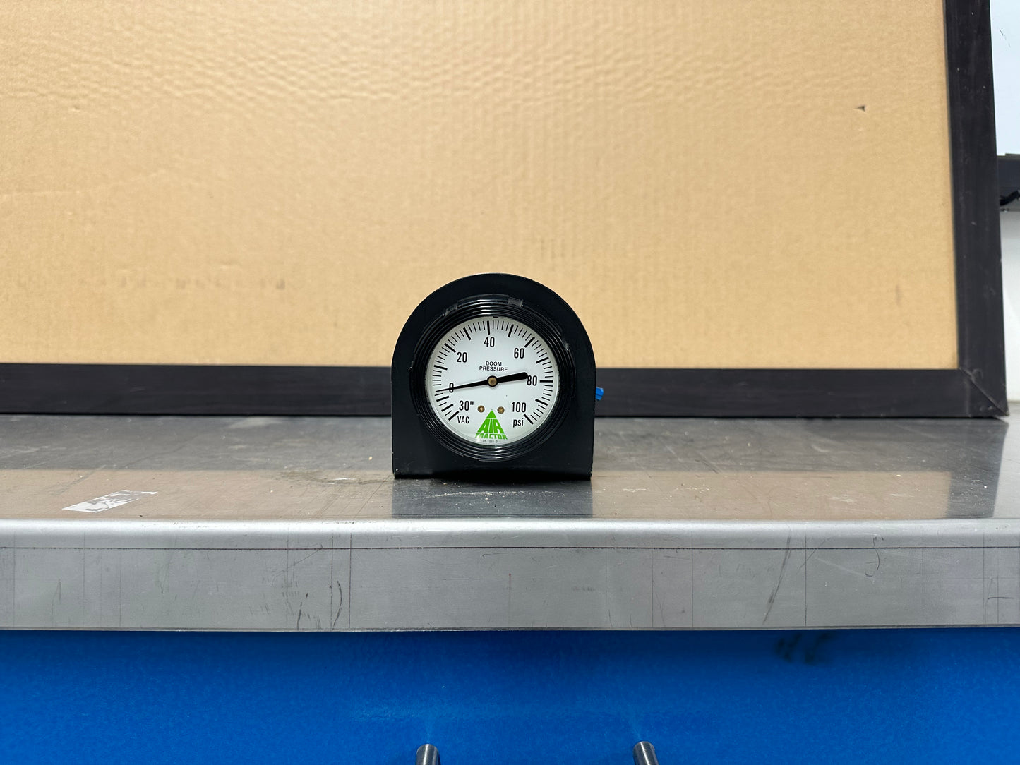 Air Tractor Boom Pressure Gauges